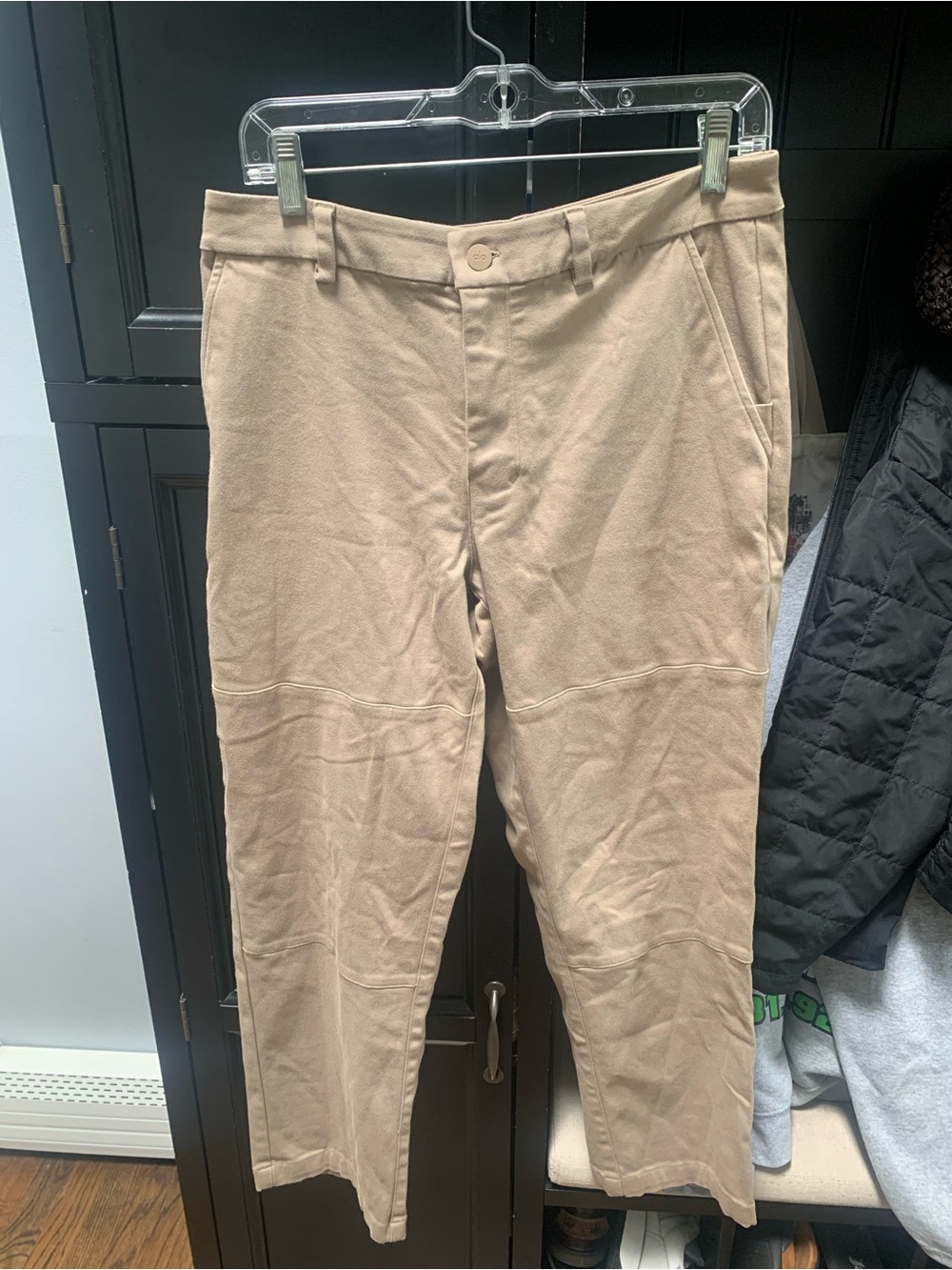 ALO Men’s Khaki pants size 32x27